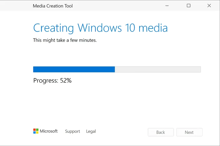 Image of the Media Creation Tool environment preparing the flash